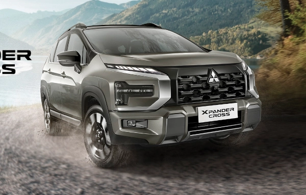 Mitsubishi New Xpander Cross Front