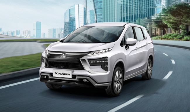 gambar-brosur-mitsubishi-new-xpander